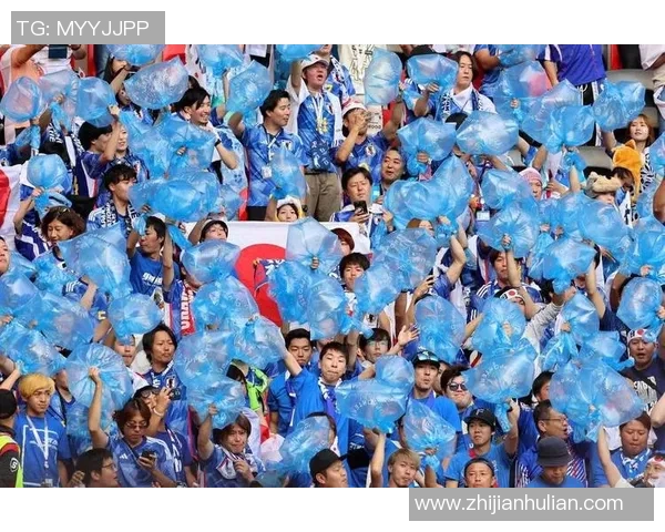 足球球星展架全景展示 激发球迷激情与荣耀感的视觉盛宴